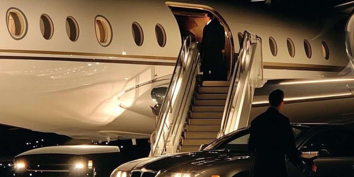 Book Chauffeur Cars Day or Night